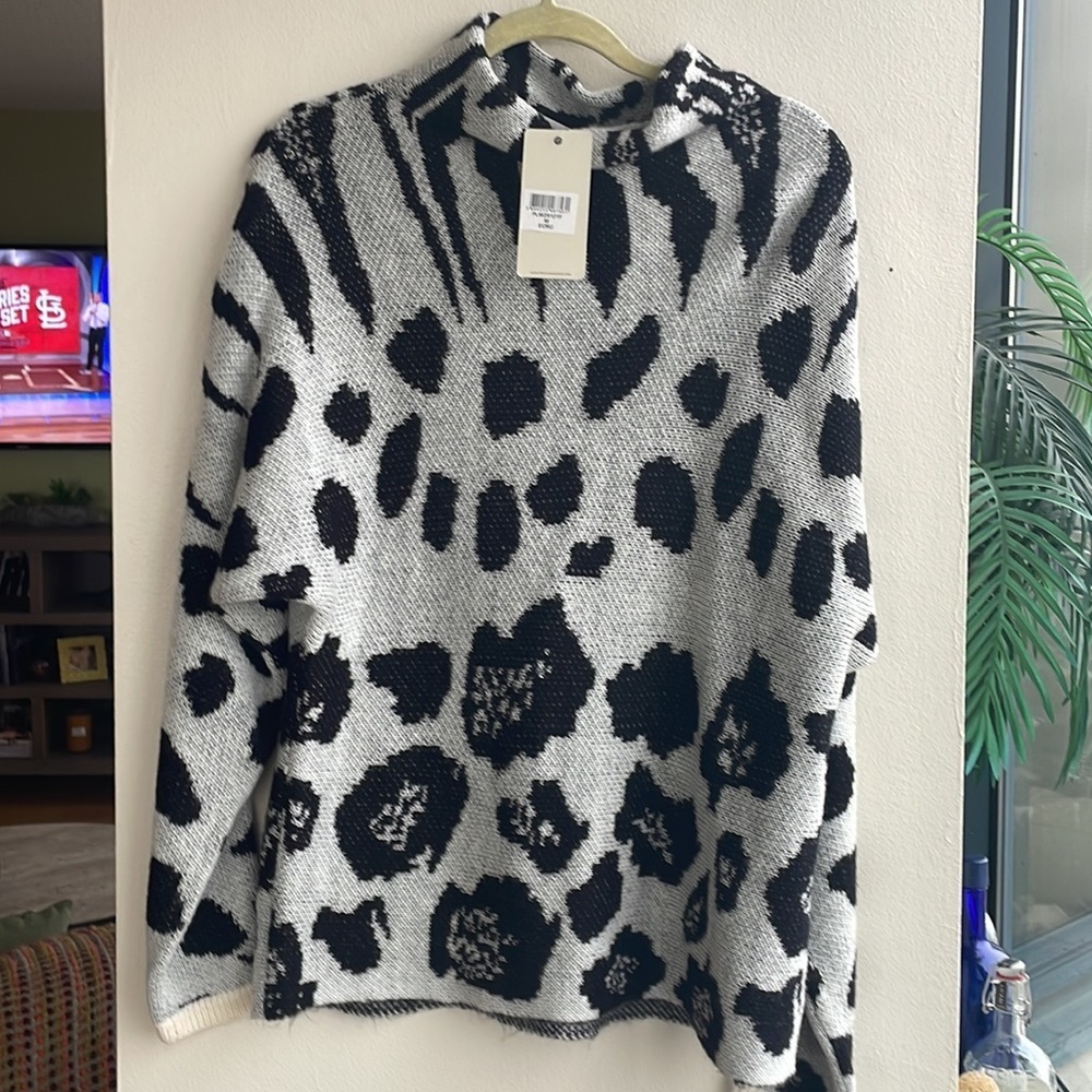 Best Mountain sweater
